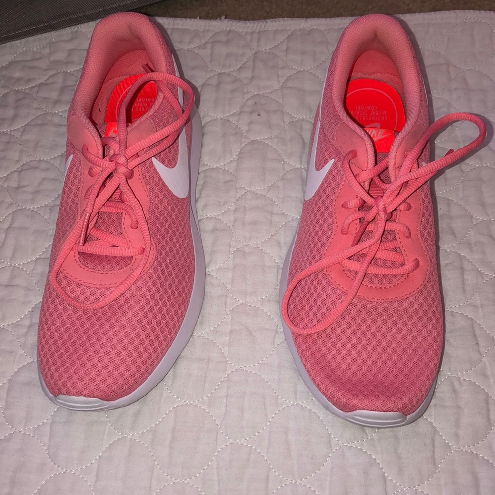 pink running shoes